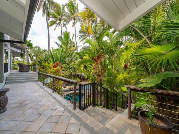 Upscale Six Bedroom Home Rental on Kailua. Call Agent Today.
