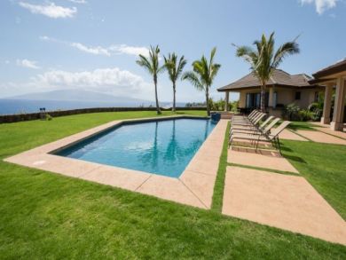 Lahaina Luxury  Sleeps Fourteen