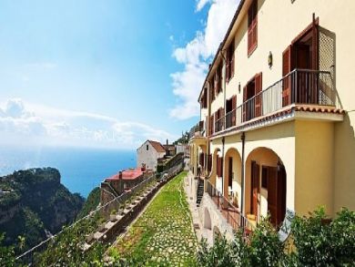 Scala Vacation Condo Rental Sleeps Six Guests