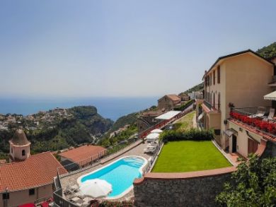Scala Vacation Condo Rental Sleeps Six Guests