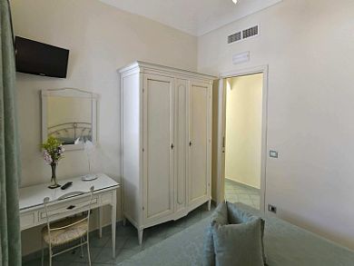 Positano Vacation Rental Condo Sleeps Four