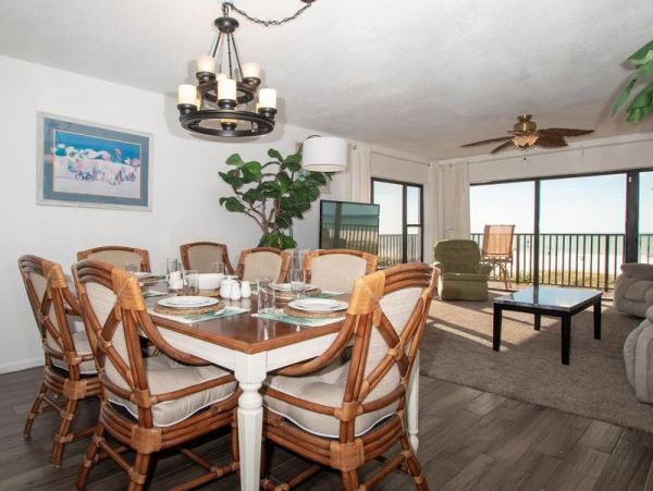 Clearwater Vacation Condo Rental Sleeps Ten Guests