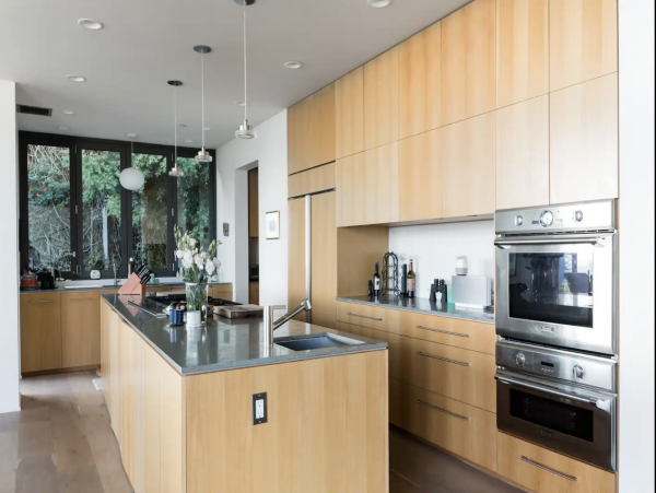 Santa Barbara Luxury Vacation Home Rental Sleeps Ten Guests