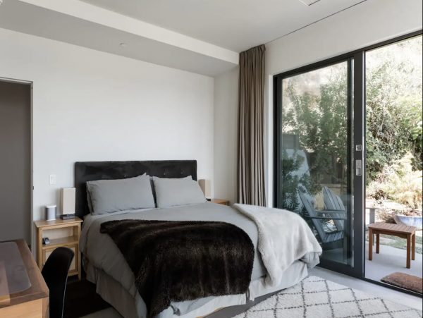 Santa Barbara Luxury Vacation Home Rental Sleeps Ten Guests