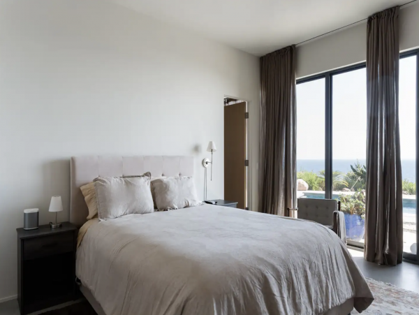 Santa Barbara Luxury Vacation Home Rental Sleeps Ten Guests