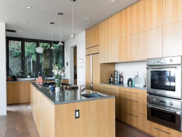Santa Barbara Luxury Vacation Home Rental Sleeps Ten Guests