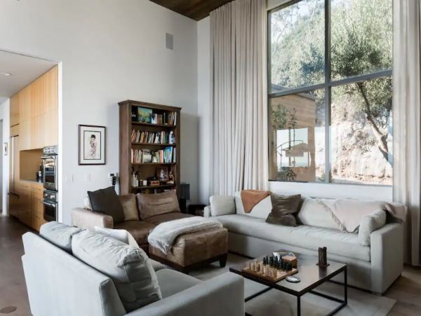Santa Barbara Luxury Vacation Home Rental Sleeps Ten Guests