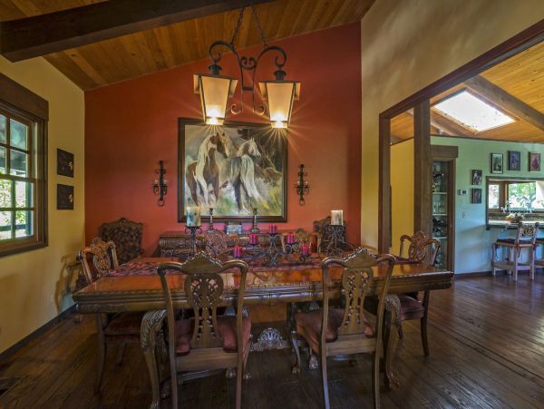 Santa Ynez Luxury Four Bedroom Home Sleeps Ten Guests