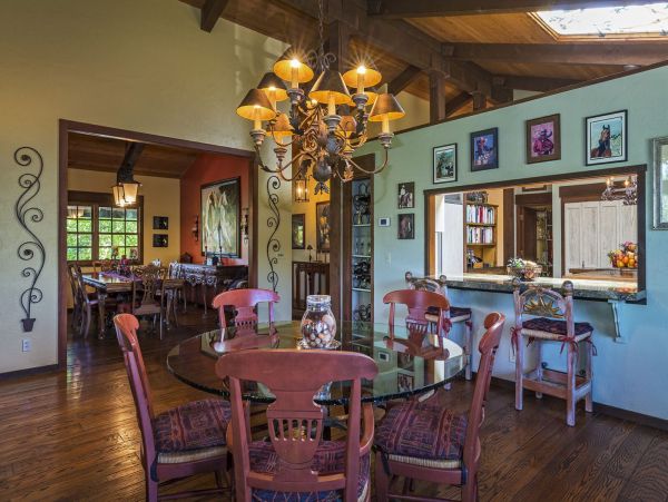 Santa Ynez Luxury Four Bedroom Home Sleeps Ten Guests