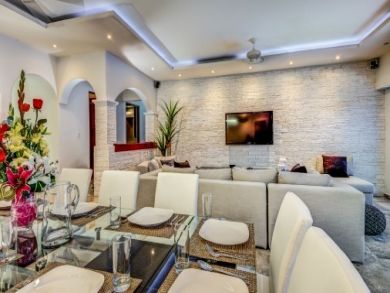 Playa del Carmen Luxury Vacation Home Sleeps Ten Guests