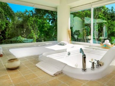 Playa del Carmen Luxury Vacation Home Sleeps Ten Guests