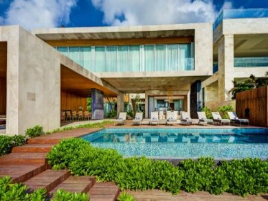 Playa del Carmen Luxury Vacation Home Sleeps Twenty Guests.