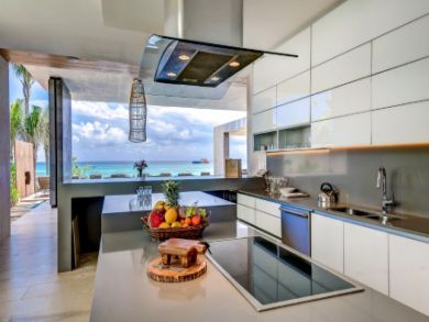 Playa del Carmen Luxury Vacation Home Sleeps Twenty Guests.