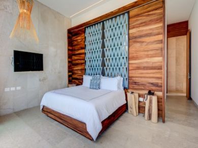 Playa del Carmen Luxury Vacation Home Sleeps Twenty Guests.
