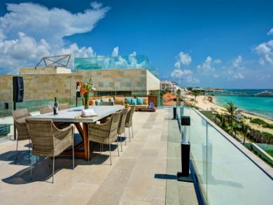 Playa del Carmen Luxury Vacation Home Sleeps Twenty Guests.
