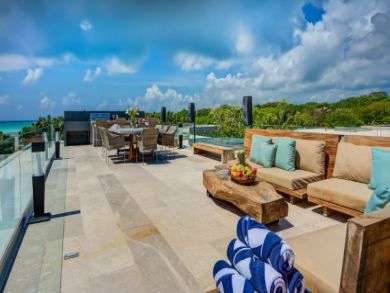 Playa del Carmen Luxury Vacation Home Sleeps Twenty Guests.