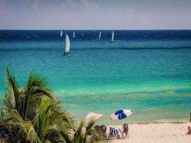 Playa del Carmen Luxury Vacation Home Sleeps Ten Guests