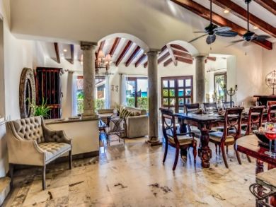 Playa del Carmen Luxury Vacation Home Sleeps Ten Guests