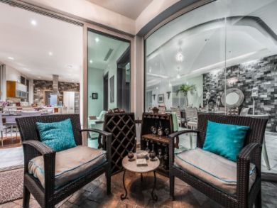 Luxury Vacation Home Rental Sleeps Ten Guests