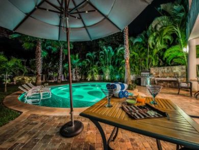 Luxury Vacation Home Rental Sleeps Ten Guests