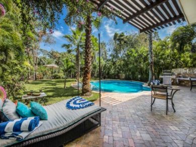 Luxury Vacation Home Rental Sleeps Ten Guests
