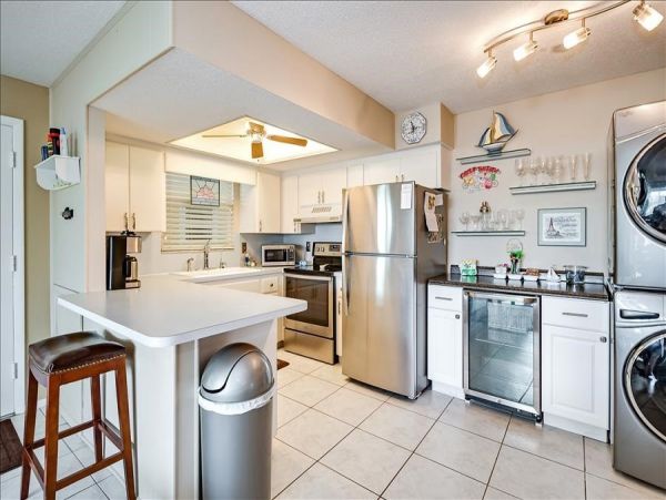 Boca Grande Two Bedroom Vacation Condo Rental on Beach