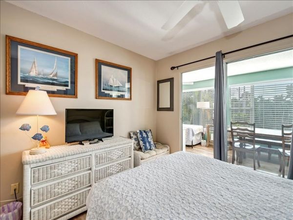 Boca Grande Two Bedroom Vacation Condo Rental on Beach