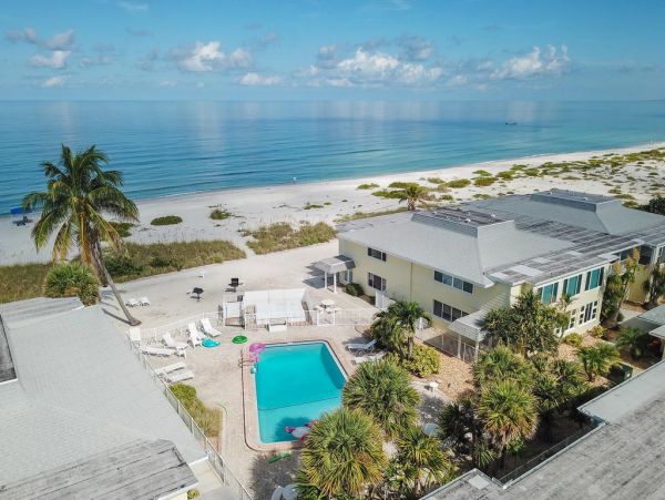 Boca Grande Two Bedroom Vacation Condo Rental on Beach