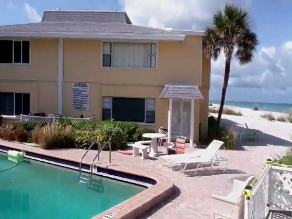 Boca Grande Two Bedroom Vacation Condo Rental on Beach