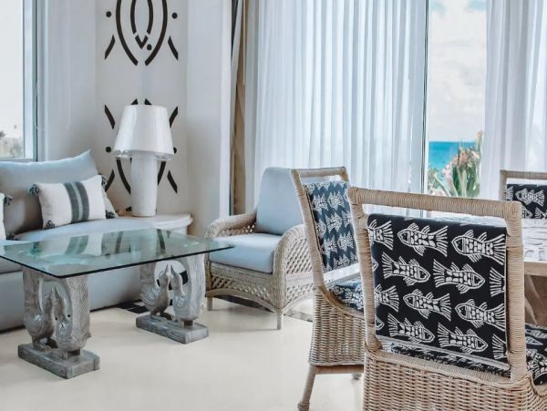 Beachfront Cancun Vacation Home with 10 Bedrooms