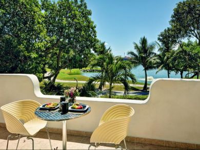 Stunning  5 Bedroom Vacation Home Rental in Playa Del Carmen