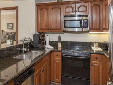 Beaver Creek Vacation Condo Rental Sleeps Eight Guests