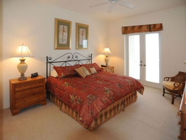 Naples Vacation Condo with Gulf & Bay Views, Walk to Beach