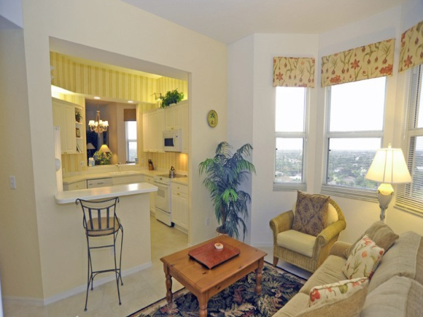 Naples Vacation Condo with Gulf & Bay Views, Walk to Beach