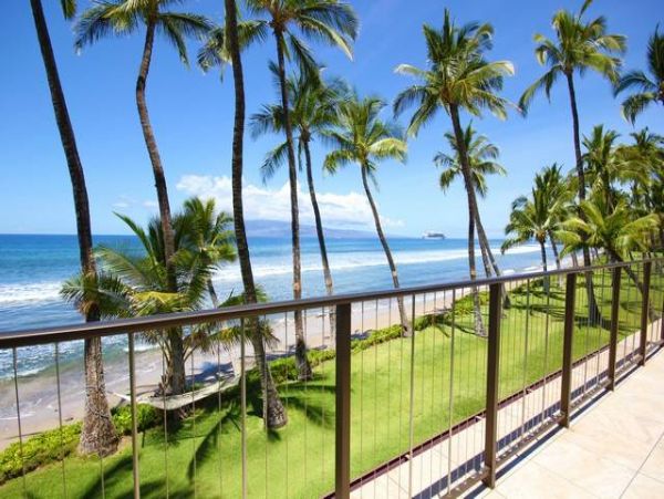 Lahaina Vacation Four Bedroom Townhome Oceanfront Rental
