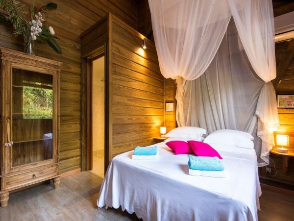 Guadeloupe Walk to Beach 3 Bedroom Vacation Home
