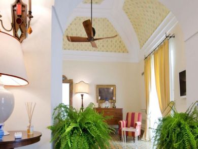 Upscale Rental on Positano. Call Local USA Agent
