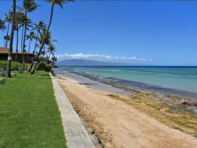 Lahaina Vacation Condo Rental Sleeps Eight Guests