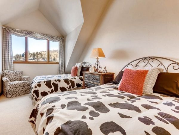 Beaver Creek Vacation Condo Rental Sleeps Eight Guests