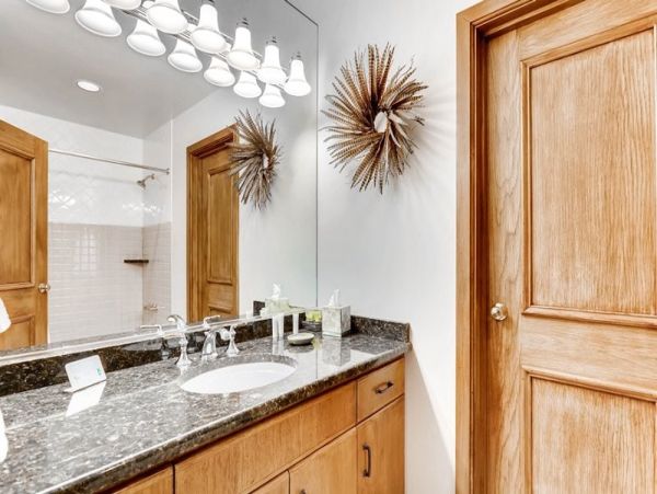 Beaver Creek Vacation Condo Rental Sleeps Eight Guests