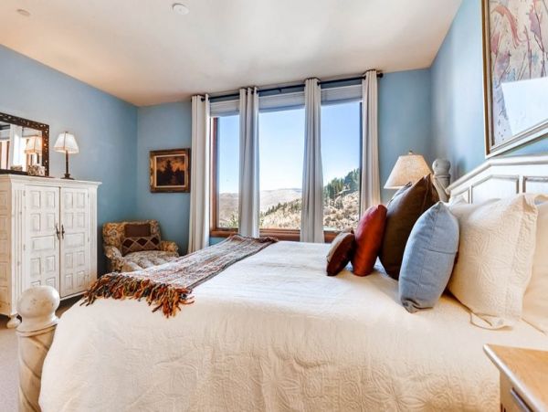 Beaver Creek Vacation Condo Rental Sleeps Eight Guests