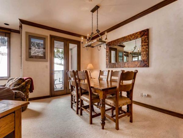 Beaver Creek Vacation Condo Rental Sleeps Eight Guests