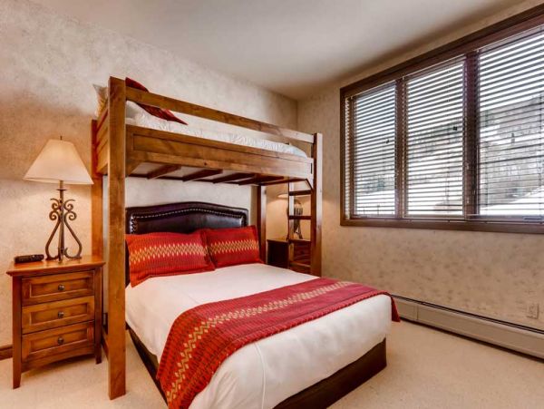 Beaver Creek Vacation Condo Rental Sleeps Eight Guests