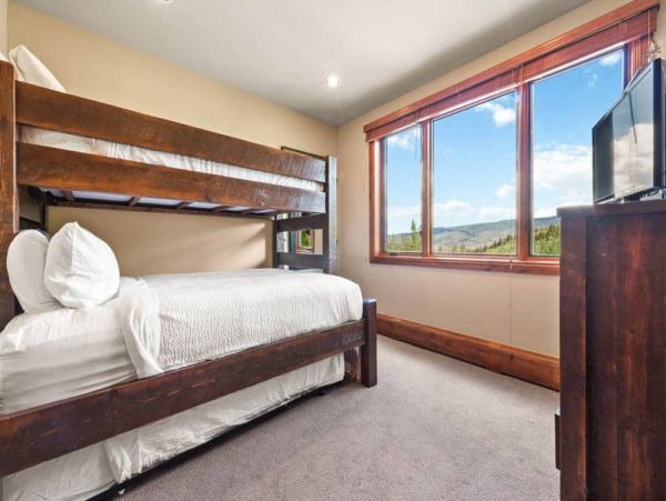 Beaver Creek Three Bedroom Condo for Rent, Ski in Ski Out