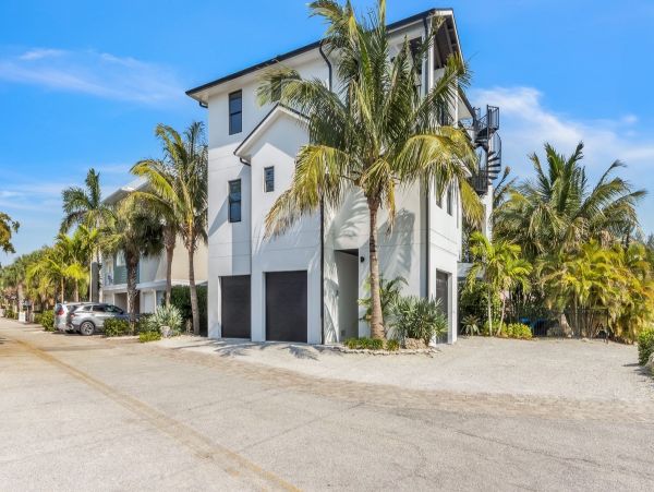 Bradenton Beach Vacation Pool Home with Gulf Views