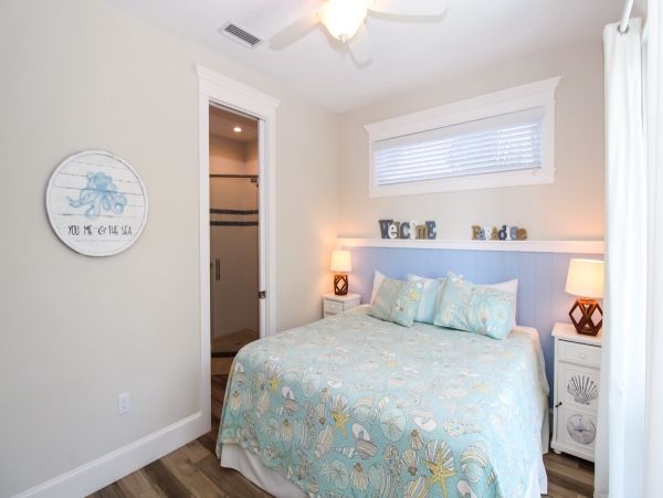 Bradenton Beach Vacation Pool Rental Home Sleeps 15