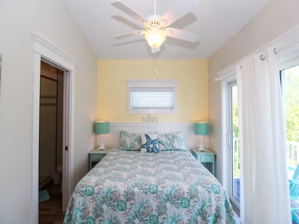 Bradenton Beach Vacation Pool Rental Home Sleeps 15