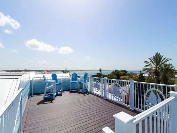 Bradenton Beach Vacation Pool Rental Home Sleeps 15