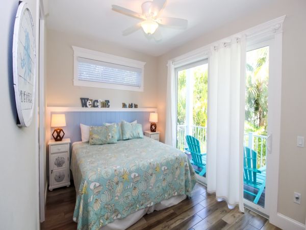 Bradenton Beach Vacation Pool Rental Home Sleeps 15