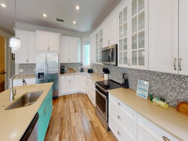Bradenton Beach Vacation Pool Rental Home Sleeps 15